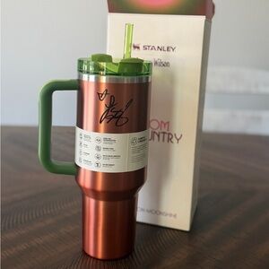 Lainey Wilson Autographed Watermelon Moonshine Stanley